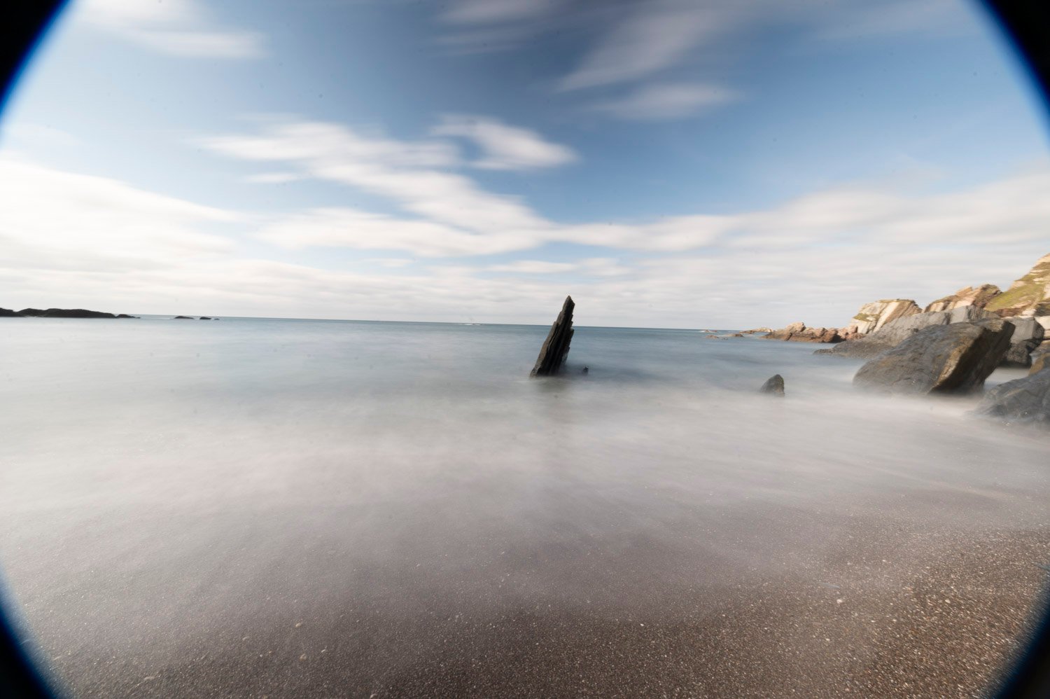 beach photography with stacket filters there is massive vignetting on the photograph